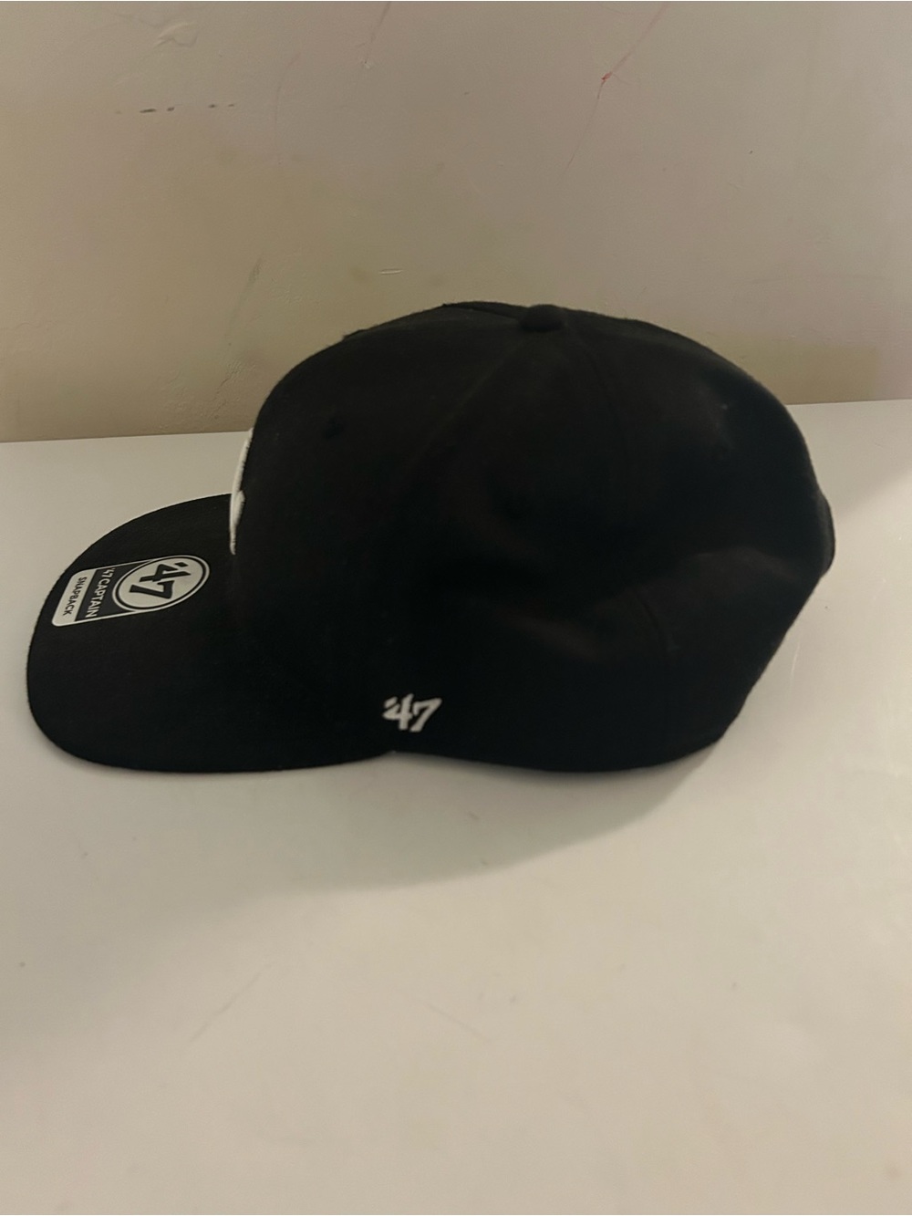 Los Angeles Dodgers '47 Captain Snapback Hat Black White LA MLB Baseball Cap NEW - Picture 2 of 3